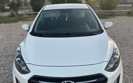 Hyundai i30 II рестайлинг, 2016 год, 1 200 000 рублей, 2 фотография