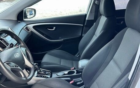 Hyundai i30 II рестайлинг, 2016 год, 1 200 000 рублей, 6 фотография