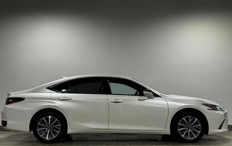 Lexus ES VII, 2024 год, 4 550 000 рублей, 8 фотография