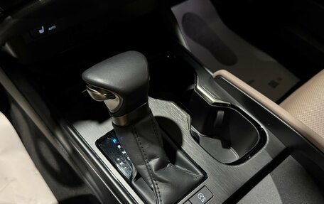 Lexus ES VII, 2024 год, 4 550 000 рублей, 16 фотография