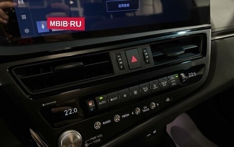 Lexus ES VII, 2024 год, 4 550 000 рублей, 17 фотография