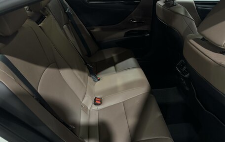 Lexus ES VII, 2024 год, 4 550 000 рублей, 32 фотография