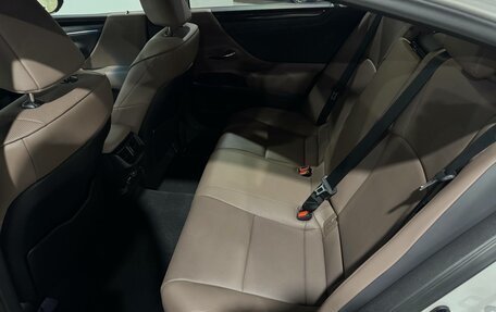 Lexus ES VII, 2024 год, 4 550 000 рублей, 30 фотография