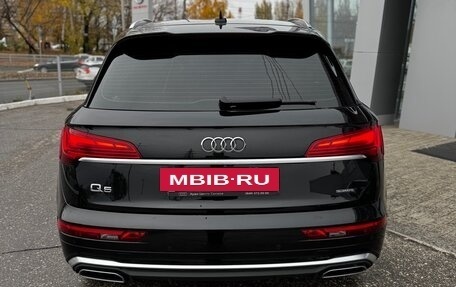 Audi Q5, 2021 год, 4 300 000 рублей, 2 фотография