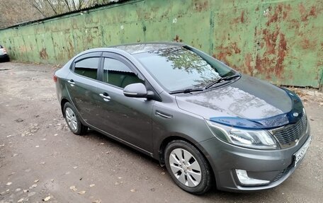 KIA Rio III рестайлинг, 2011 год, 1 000 000 рублей, 2 фотография