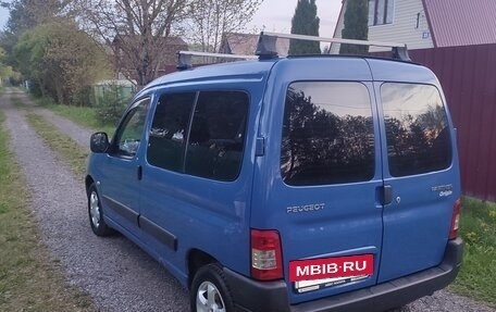 Peugeot Partner II рестайлинг 2, 2011 год, 500 000 рублей, 6 фотография