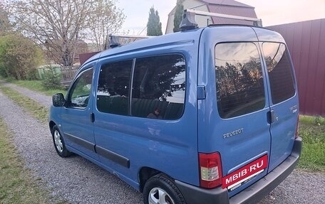 Peugeot Partner II рестайлинг 2, 2011 год, 500 000 рублей, 7 фотография