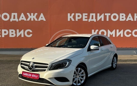Mercedes-Benz A-Класс, 2014 год, 1 090 000 рублей, 1 фотография