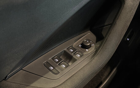 Volkswagen Tiguan, 2025 год, 5 350 000 рублей, 17 фотография