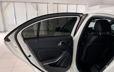 Mercedes-Benz A-Класс, 2014 год, 1 090 000 рублей, 32 фотография