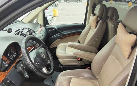 Mercedes-Benz Viano, 2013 год, 2 100 000 рублей, 10 фотография