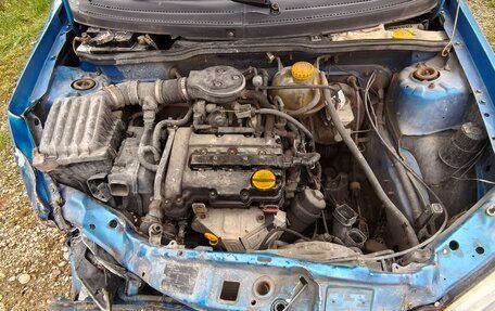 Opel Corsa B, 1998 год, 100 000 рублей, 5 фотография