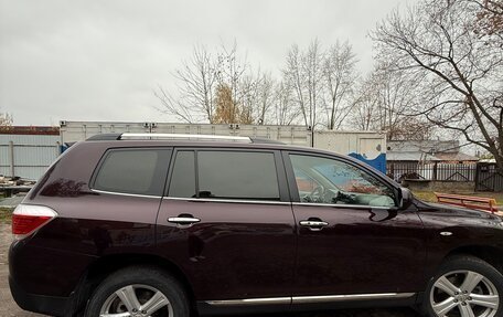 Toyota Highlander III, 2011 год, 2 050 000 рублей, 7 фотография