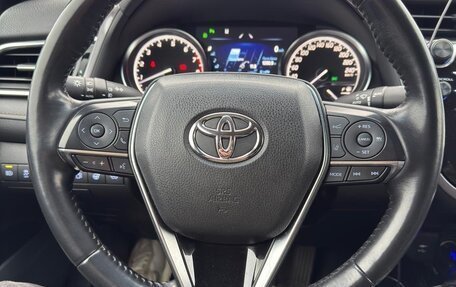 Toyota Camry, 2018 год, 2 730 000 рублей, 12 фотография