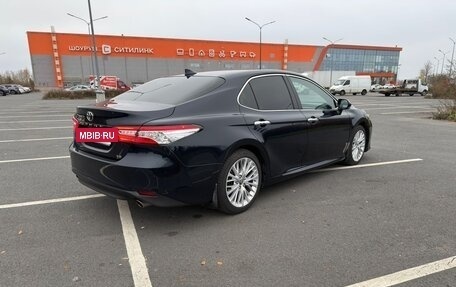 Toyota Camry, 2018 год, 2 730 000 рублей, 3 фотография