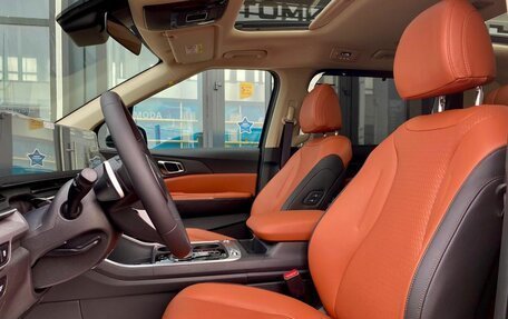 KIA Carnival, 2025 год, 8 200 000 рублей, 20 фотография