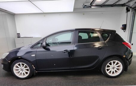 Opel Astra J, 2011 год, 525 000 рублей, 10 фотография