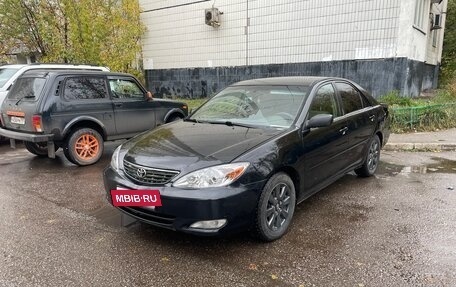 Toyota Camry V40, 2003 год, 750 000 рублей, 2 фотография