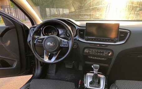 KIA cee'd III, 2019 год, 1 800 000 рублей, 13 фотография