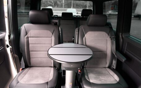 Volkswagen Multivan T6 рестайлинг, 2020 год, 9 500 000 рублей, 14 фотография