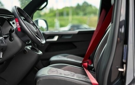 Volkswagen Multivan T6 рестайлинг, 2020 год, 9 500 000 рублей, 16 фотография