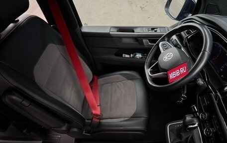 Volkswagen Multivan T6 рестайлинг, 2020 год, 9 500 000 рублей, 12 фотография