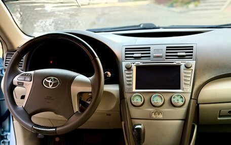 Toyota Camry, 2007 год, 800 000 рублей, 13 фотография