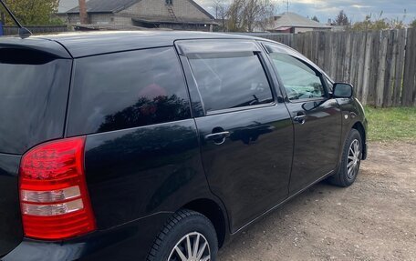 Toyota Wish II, 2003 год, 830 000 рублей, 4 фотография