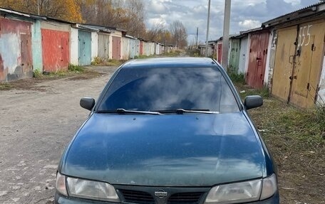 Nissan Almera, 1997 год, 140 000 рублей, 1 фотография