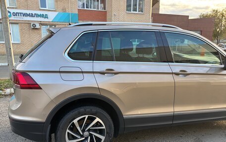 Volkswagen Tiguan II, 2018 год, 2 900 000 рублей, 4 фотография