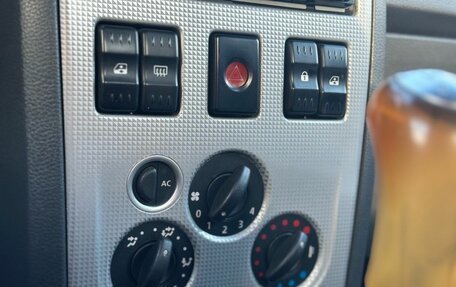 Renault Logan I, 2007 год, 239 000 рублей, 18 фотография