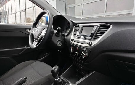 Hyundai Solaris II рестайлинг, 2017 год, 1 188 000 рублей, 6 фотография