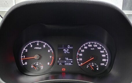 Hyundai Solaris II рестайлинг, 2017 год, 1 188 000 рублей, 9 фотография