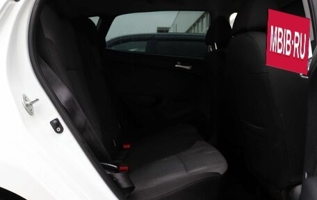 Hyundai Solaris II рестайлинг, 2012 год, 718 000 рублей, 12 фотография