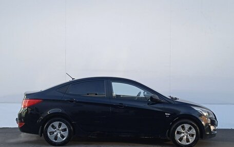 Hyundai Solaris II рестайлинг, 2016 год, 675 000 рублей, 4 фотография