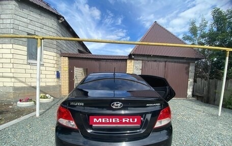 Hyundai Solaris II рестайлинг, 2011 год, 690 000 рублей, 3 фотография