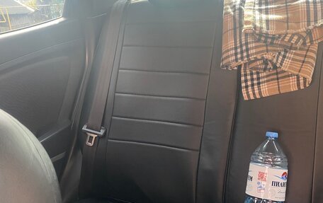 Hyundai Solaris II рестайлинг, 2011 год, 690 000 рублей, 16 фотография