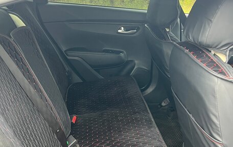 KIA Rio IV, 2021 год, 1 600 000 рублей, 10 фотография