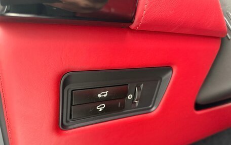 Land Rover Range Rover IV рестайлинг, 2013 год, 3 500 000 рублей, 18 фотография