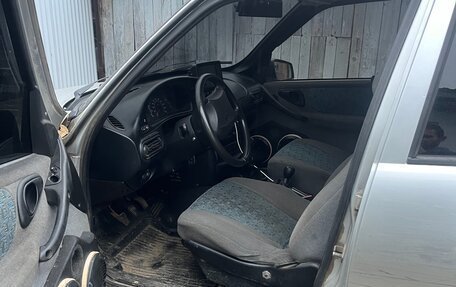 Chevrolet Niva I рестайлинг, 2004 год, 300 000 рублей, 5 фотография