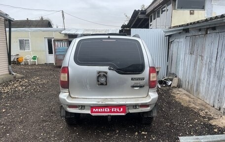Chevrolet Niva I рестайлинг, 2004 год, 300 000 рублей, 3 фотография