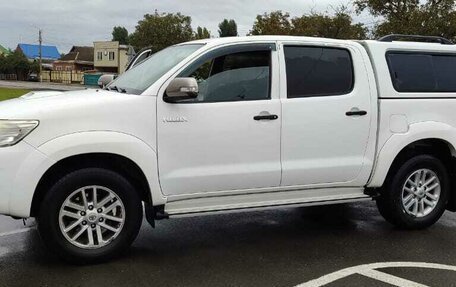 Toyota Hilux VII, 2014 год, 2 300 000 рублей, 11 фотография