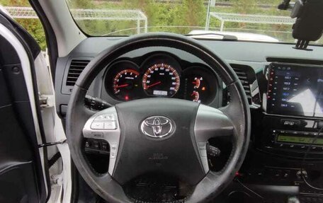 Toyota Hilux VII, 2014 год, 2 300 000 рублей, 19 фотография