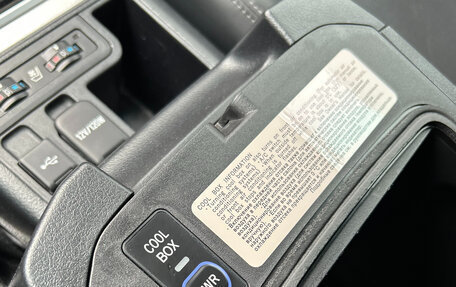 Toyota Land Cruiser Prado 150 рестайлинг 2, 2021 год, 7 597 000 рублей, 26 фотография