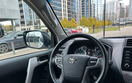 Toyota Land Cruiser Prado 150 рестайлинг 2, 2021 год, 7 597 000 рублей, 32 фотография