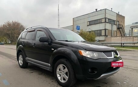 Mitsubishi Outlander III рестайлинг 3, 2008 год, 900 000 рублей, 3 фотография