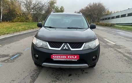Mitsubishi Outlander III рестайлинг 3, 2008 год, 900 000 рублей, 2 фотография