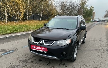 Mitsubishi Outlander III рестайлинг 3, 2008 год, 900 000 рублей, 16 фотография