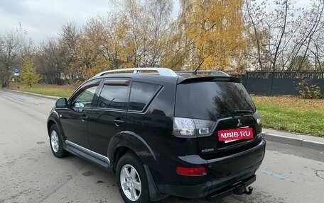 Mitsubishi Outlander III рестайлинг 3, 2008 год, 900 000 рублей, 13 фотография