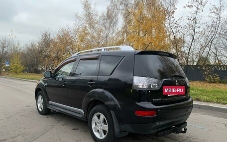 Mitsubishi Outlander III рестайлинг 3, 2008 год, 900 000 рублей, 28 фотография
